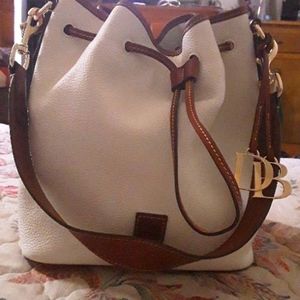 Beautiful Pebble Grain Drawstring Bag NEW WITHOUT TAG 💕💕💕
